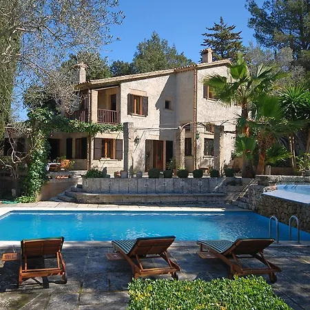 Holiday home Garrovera *