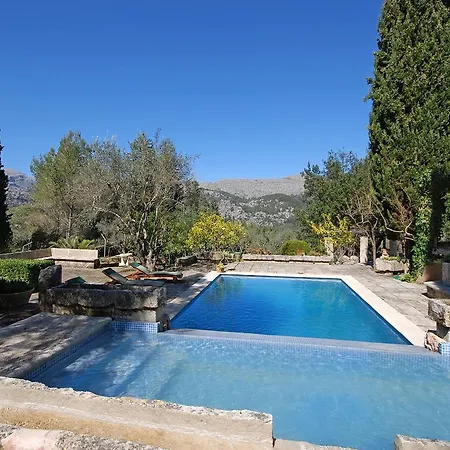 Garrovera Holiday home *