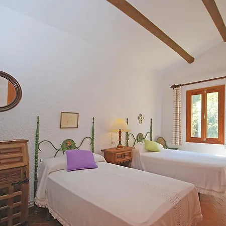 Holiday home Garrovera